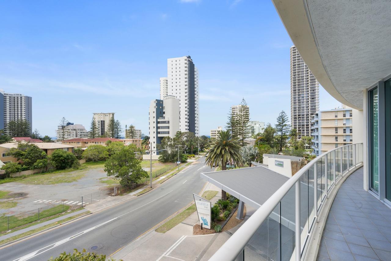 Wings Resort, Apartments And 2 Story Penthouses - We Accommodate - Accommodation in Surfers Paradise 9