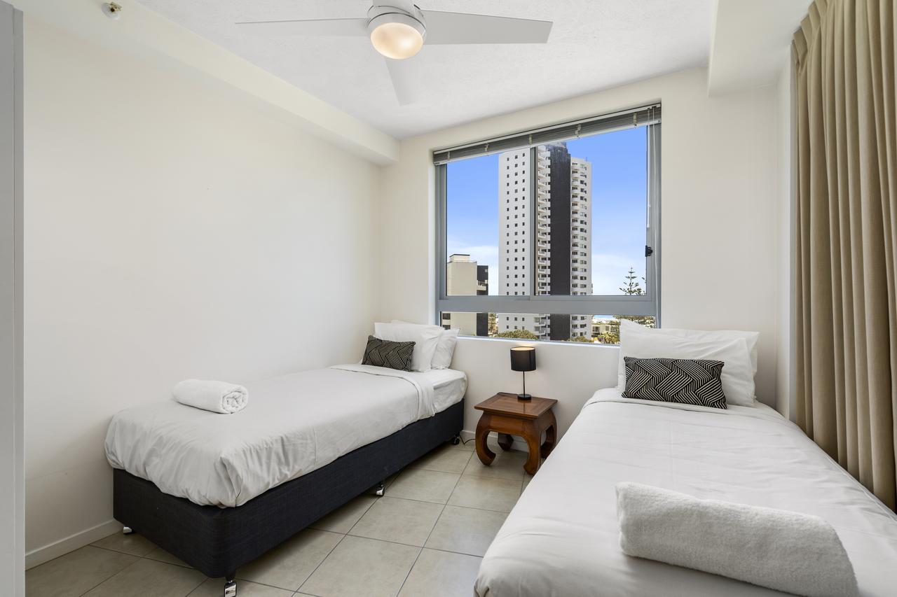 Wings Resort, Apartments And 2 Story Penthouses - We Accommodate - Accommodation in Surfers Paradise 38
