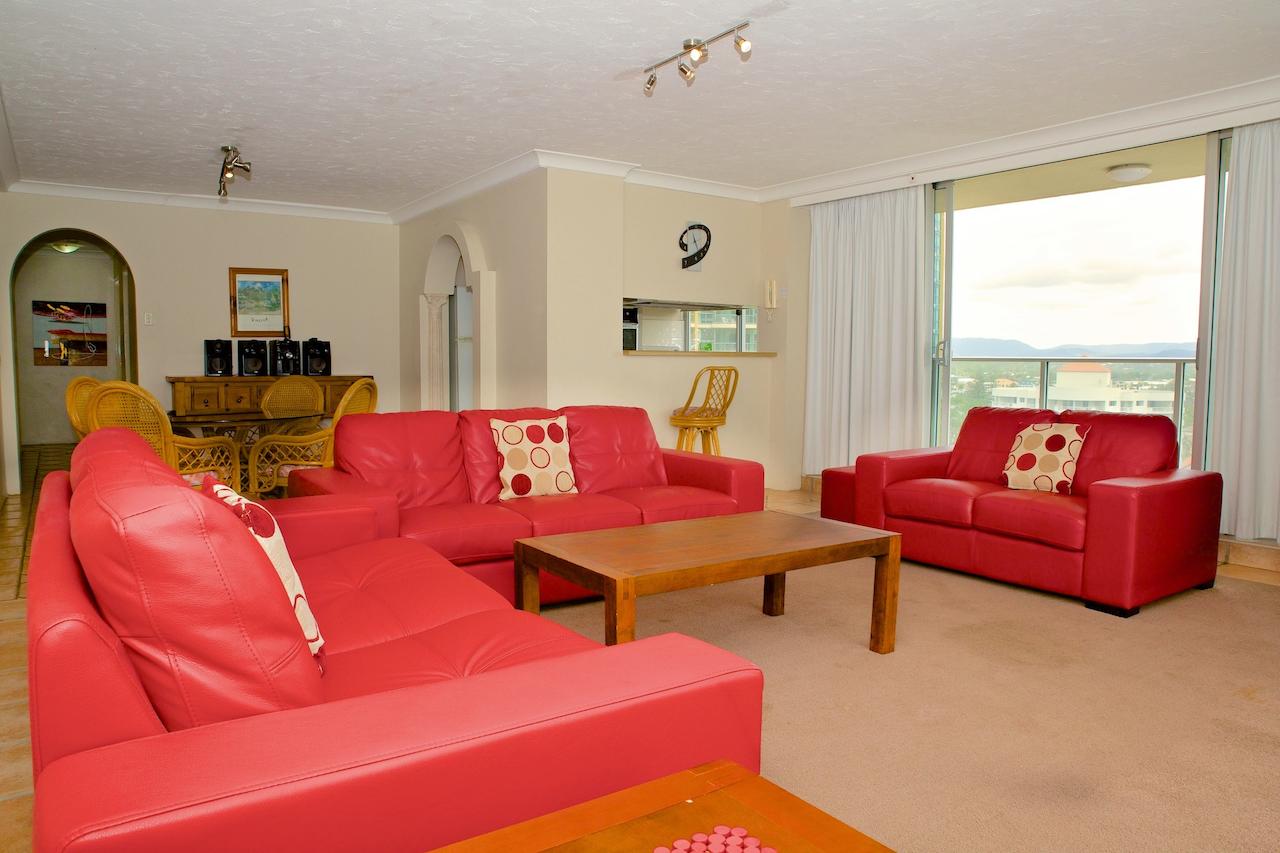 Hi Surf Beachfront Resort Apartments - Palm Beach Accommodation 17