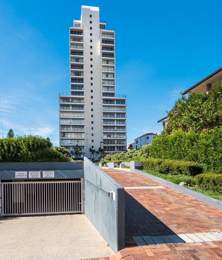 The Penthouses Apartments - QLD Tourism 20