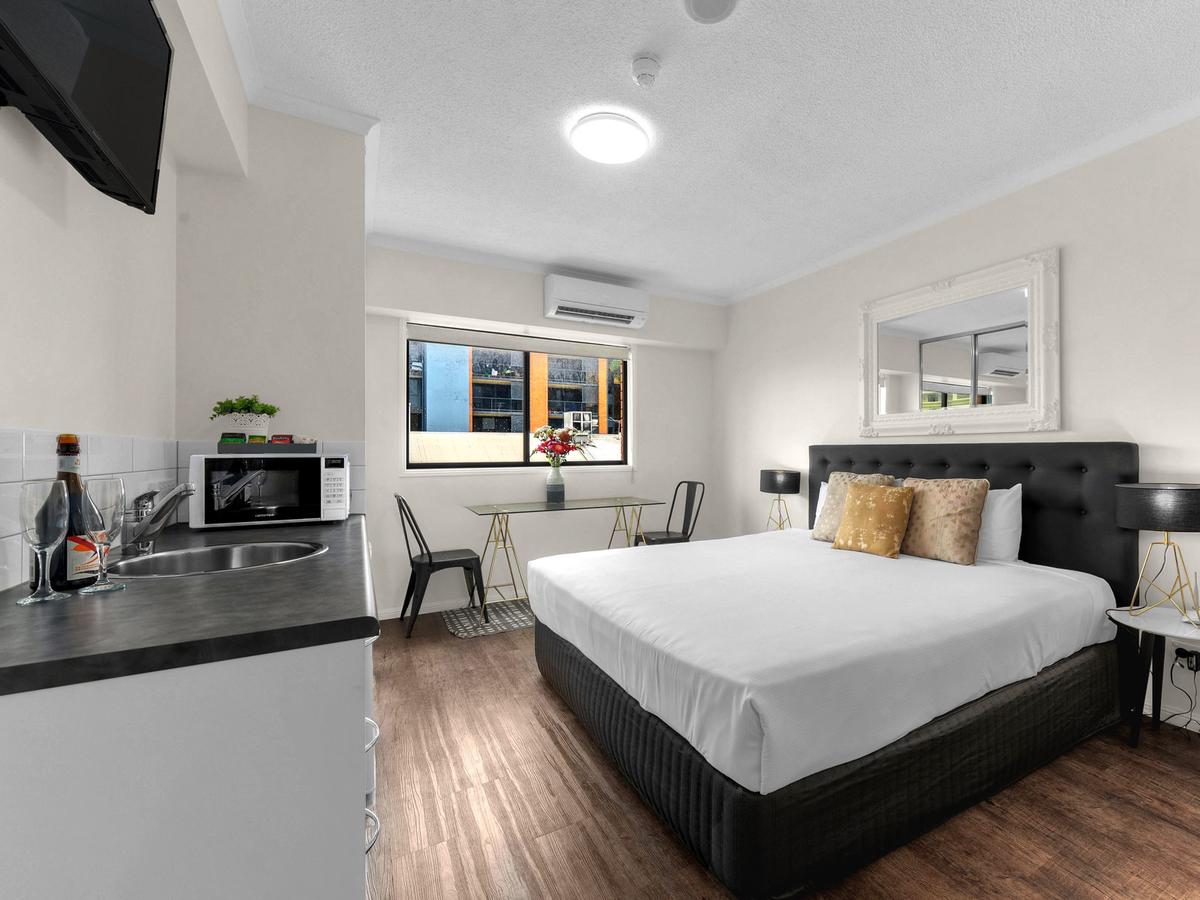 Central Brunswick Apartment Hotel - Accommodation Brisbane 19