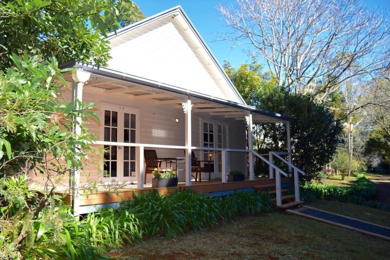 Curtis Falls Cottage - Accommodation Airlie Beach