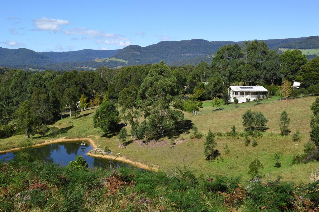 Wild Rose Cottage- Kiaroo, Kangaroo Valley - thumb 3