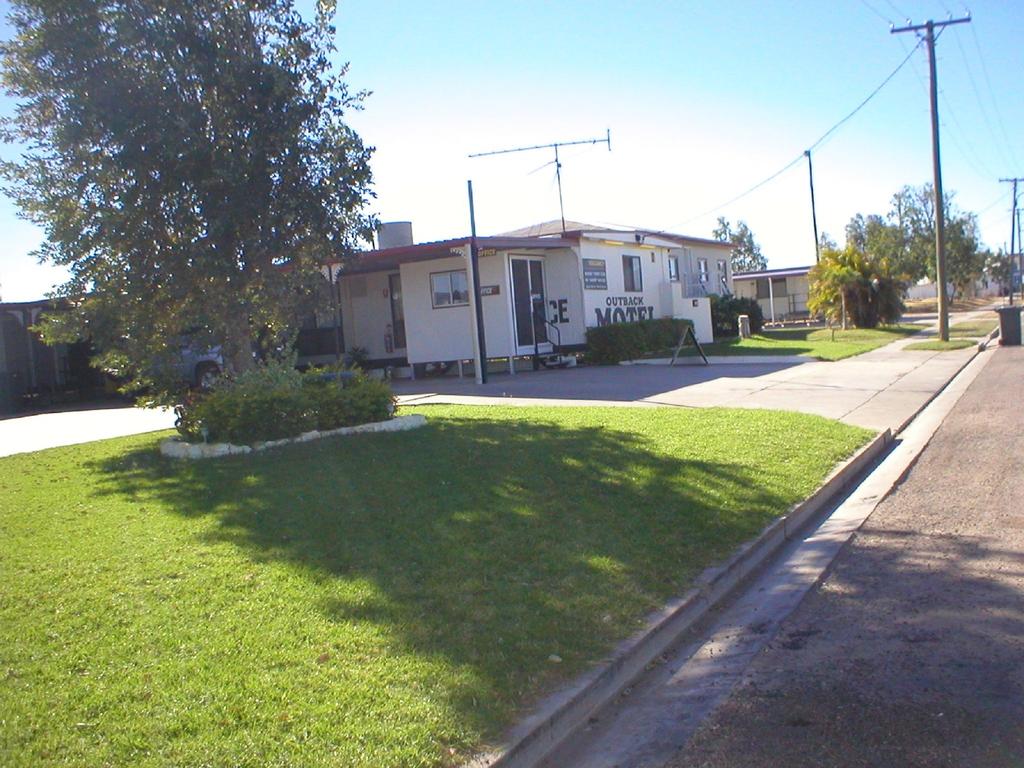 Winton Outback Motel - thumb 1
