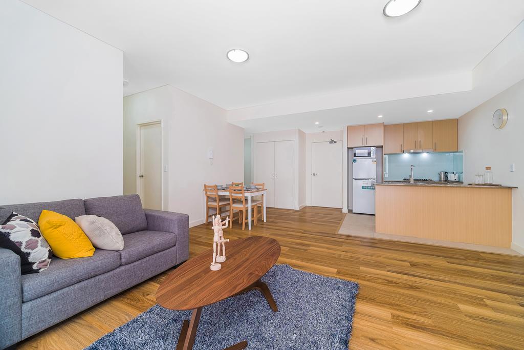 Wolli Creek Airport Serviced 2 Bedroom Apartment - thumb 1
