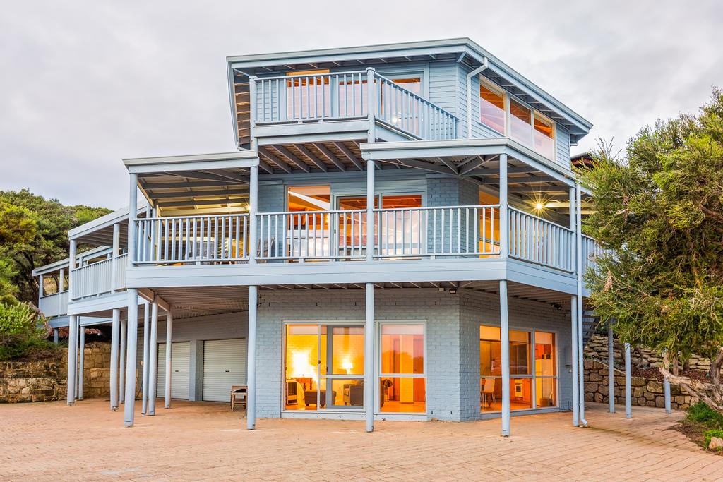 Yallingup's Best Located Beach House - thumb 0