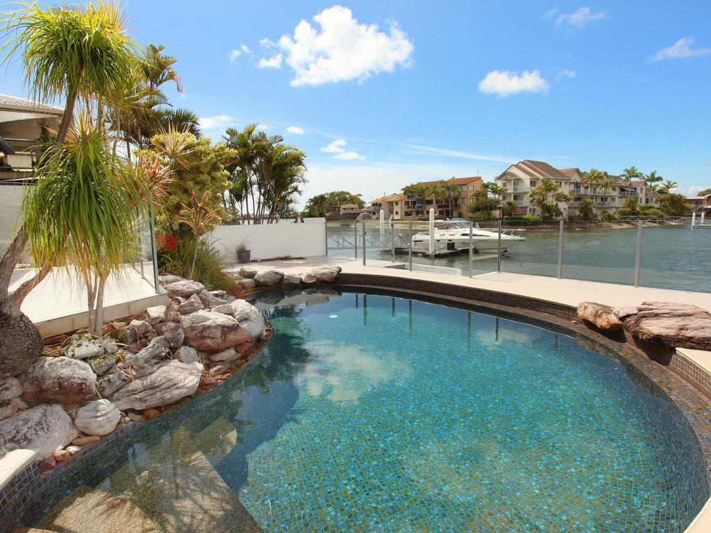 Yulunga 20 - 4 BDRM Canal Home With Pool - Accommodation Mooloolaba 0