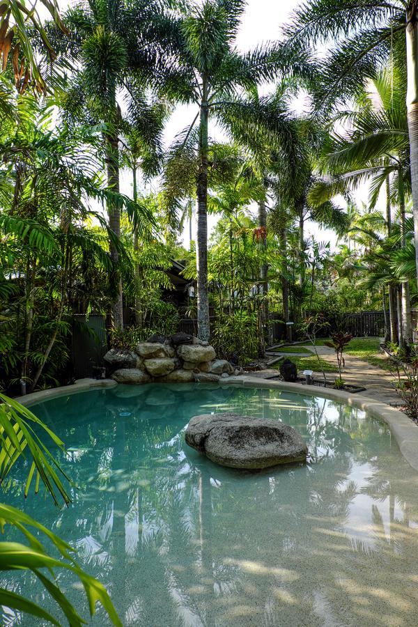 Cassawong Cottages - Palm Beach Accommodation