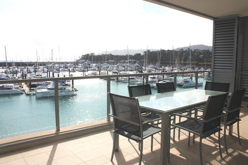 Private Seaview Apartment at Peninsula - Airlie Beach - Accommodation Daintree