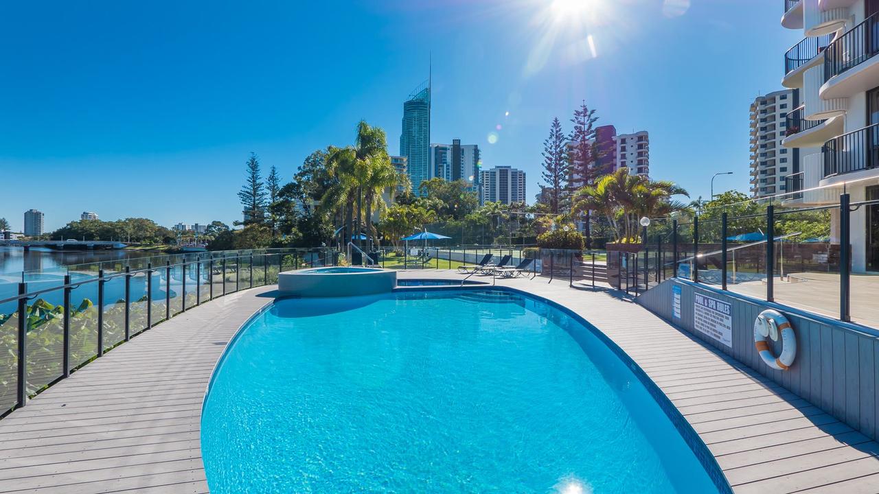 Silverton Apartment Resort Surfers Paradise - QLD Tourism 39