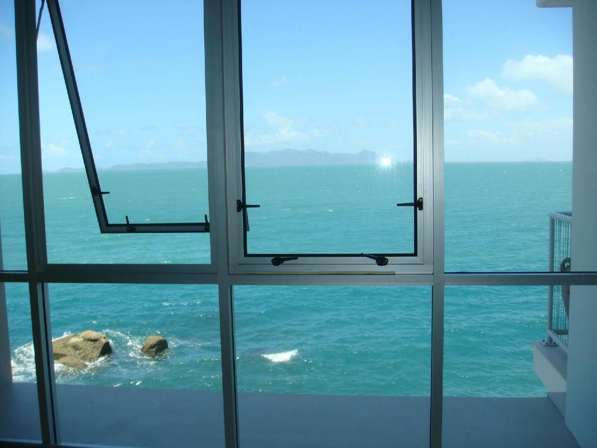 Best At Bright Point Absolute Waterfront 4 Bedroom Apartment - thumb 0