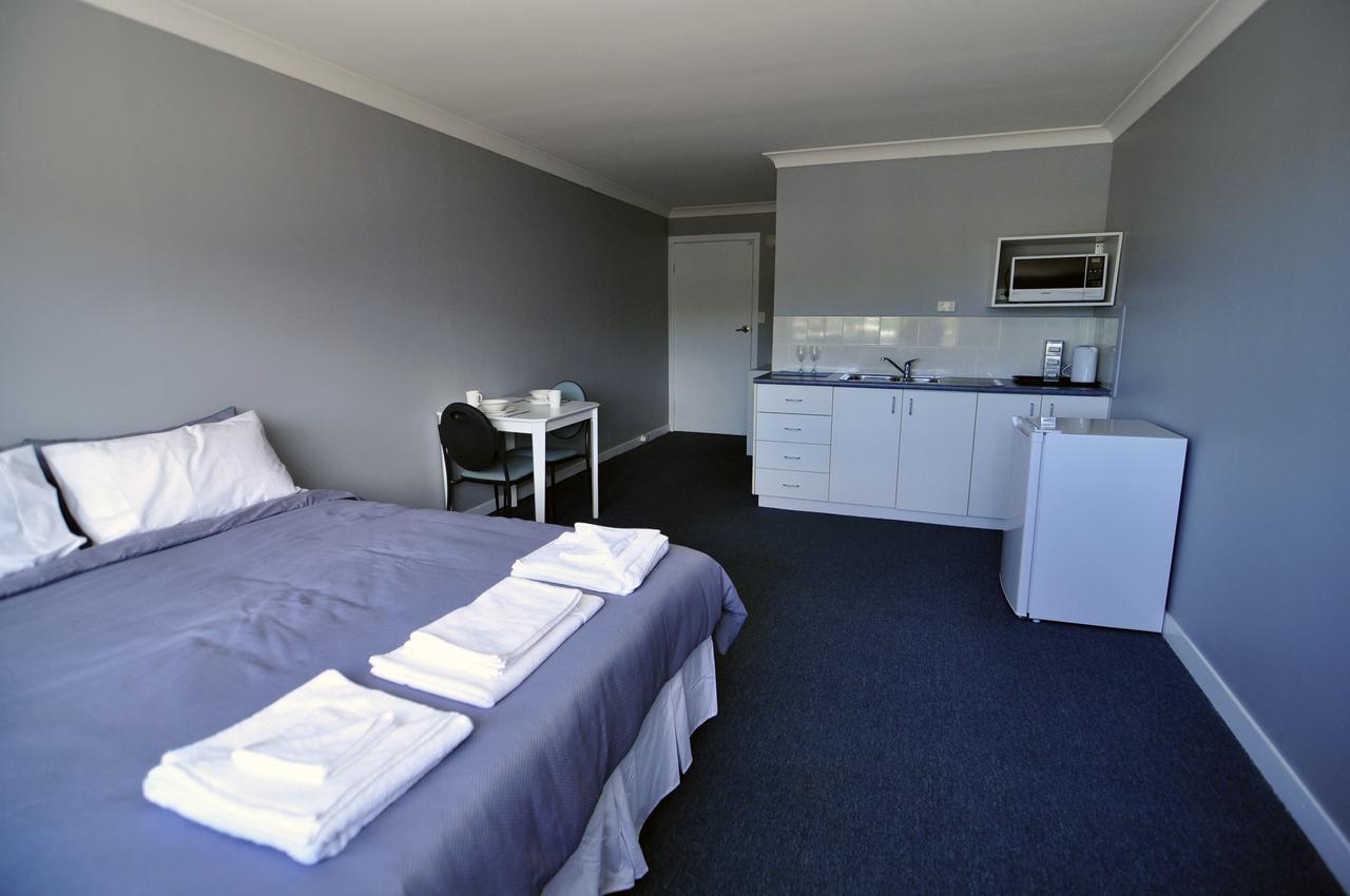 Bribie Island Square - Accommodation Adelaide