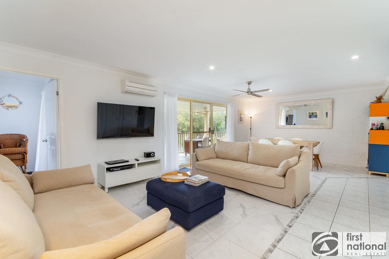 Immaculate Spacious Second Floor Unit Overlooking Pristine Parklands - Accommodation ACT 9