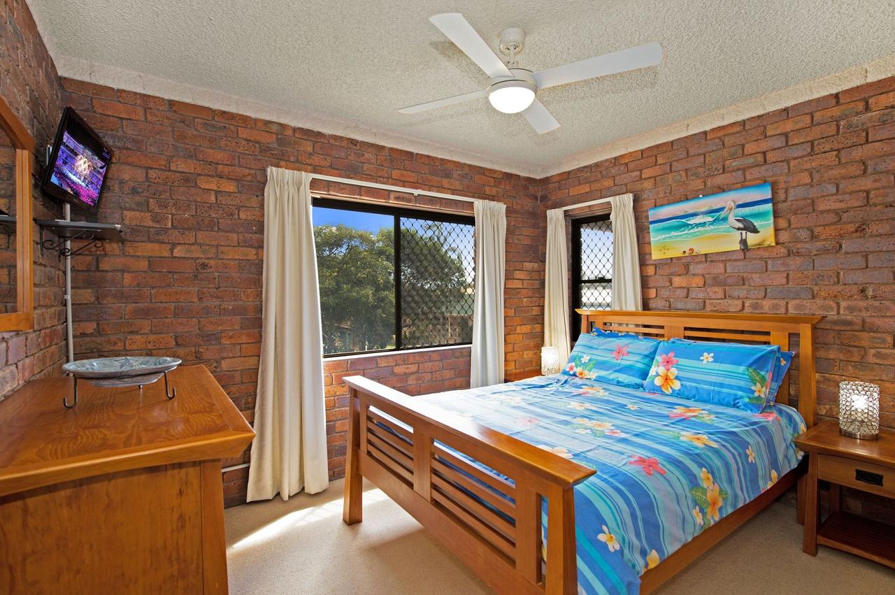 Waterviews,Pool, Wifi Its All Here !- Welsby Pde, Bongaree - thumb 14