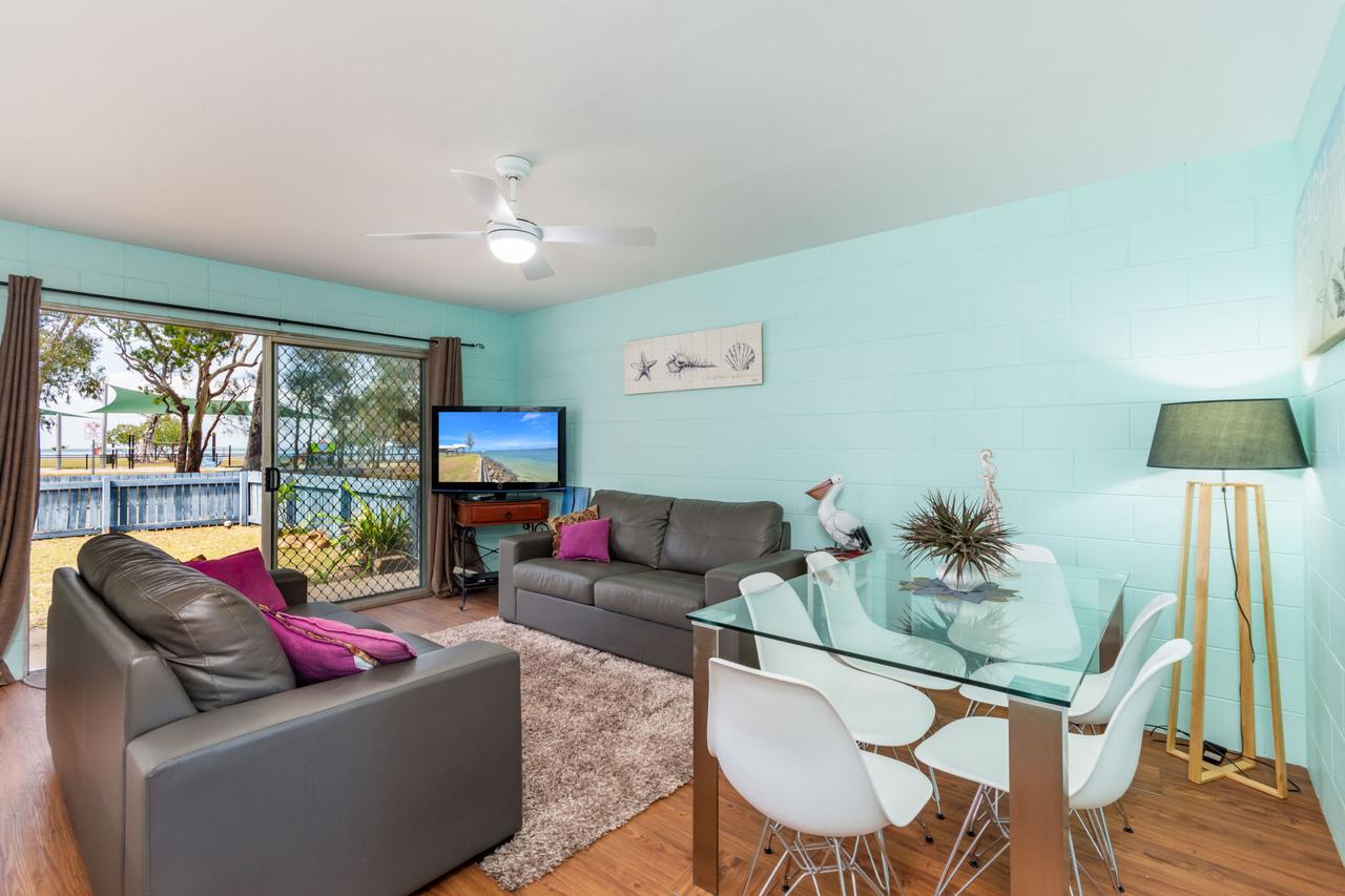 Charm And Comfort In This Ground Floor Unit With Water Views! Welsby Pde, Bongaree - Accommodation ACT 14
