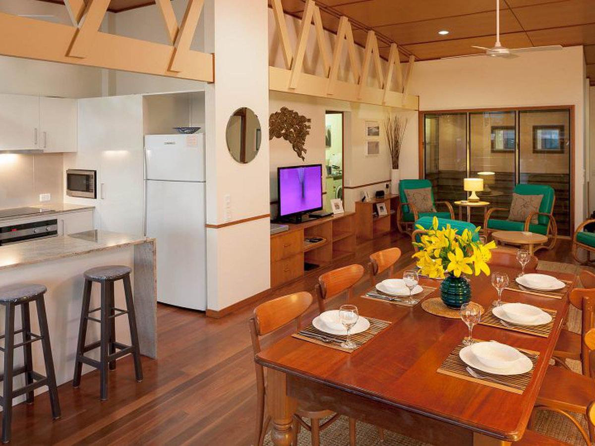 Claytons on Cylinder Beach Front - Accommodation Daintree
