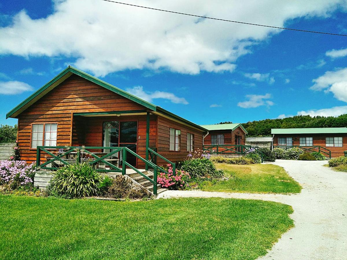 Baudins Accommodation and Restaurant - New South Wales Tourism 