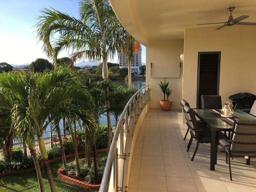 1 on The Strand - Accommodation Airlie Beach