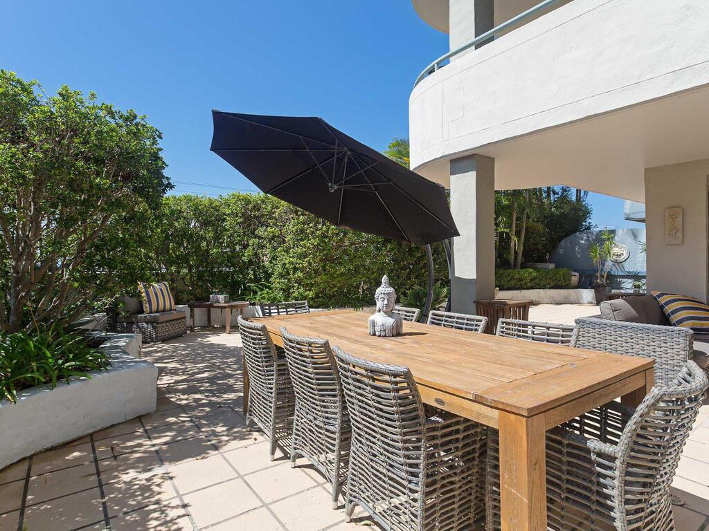 1 'Peninsula Waters' 2-4 Soldiers Point Road - Aircon pool  massive outdoor area - Accommodation Adelaide