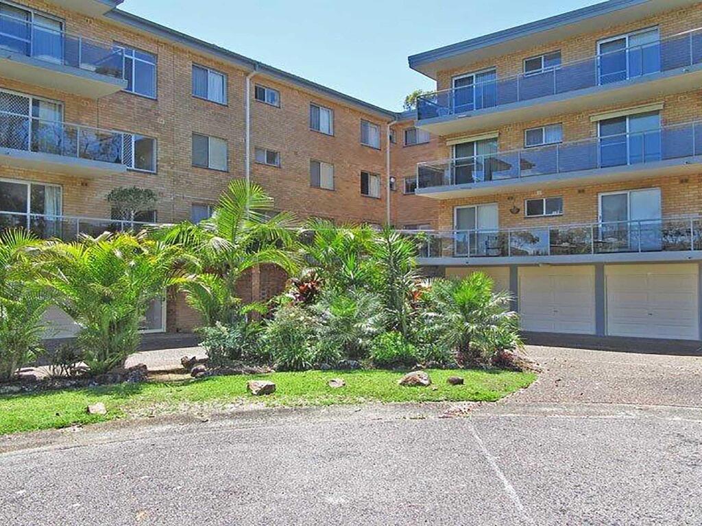 10 'Parkview', 11-13 Catalina Close - Peaceful Park Views - Accommodation ACT 0