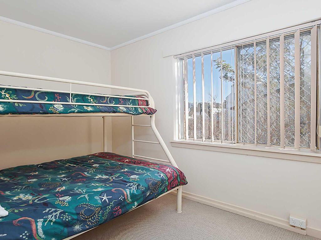 10 'Teramby Court' 104 Magnus Street - In Nelson Bay CBD With Water Views And WIFI - thumb 3