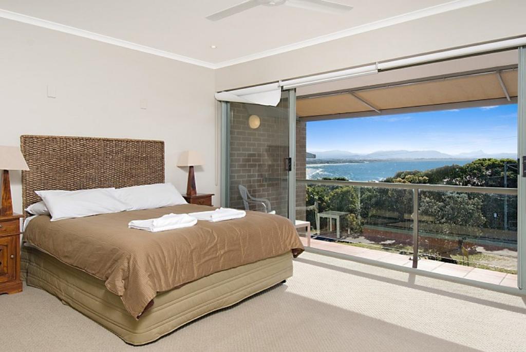 10/130 Lighthouse Rd, Byron Bay - James Cook Apartments - thumb 3