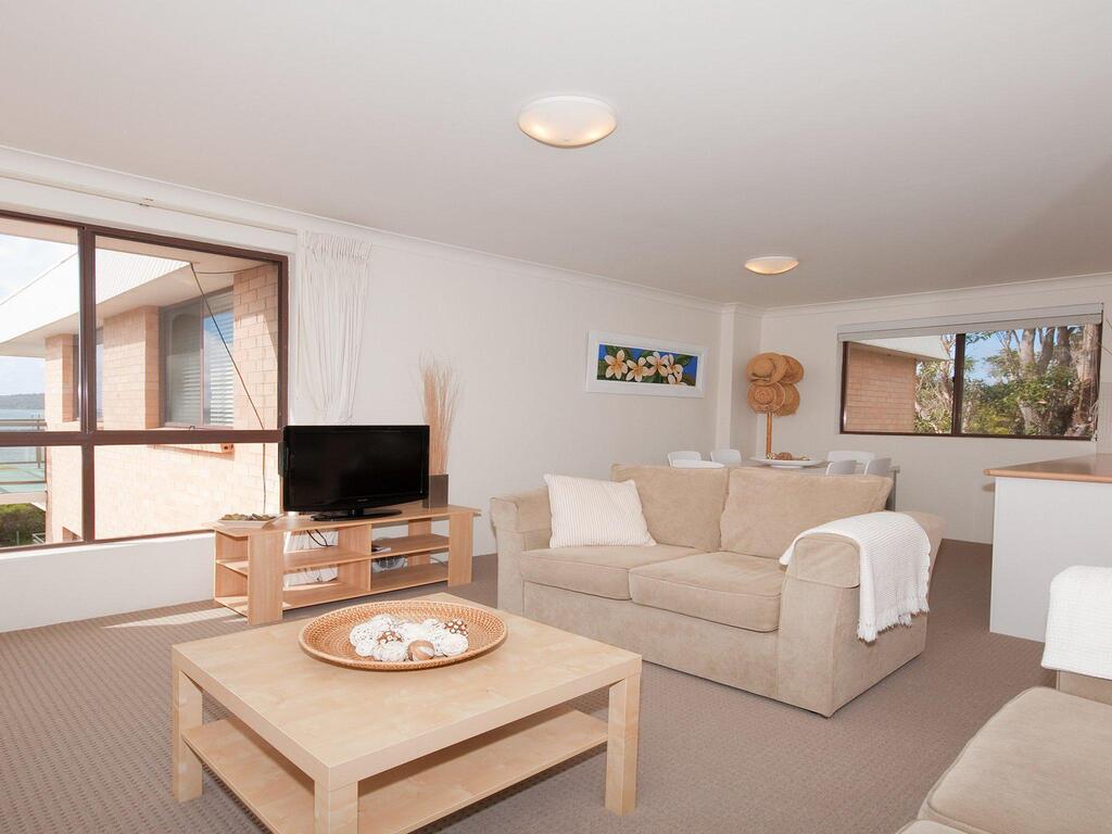 11 'Promenade' 8 Intrepid Close - Air Conditioned Unit With Beautiful Water Views - Accommodation Nelson Bay 1