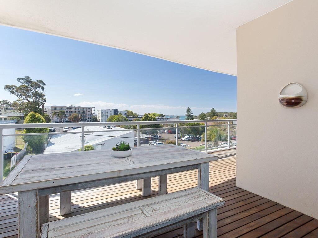 13 'Cote D'Azur', 61 Donald Street - Lovely Unit With Air Con, Pool, Lift And WiFi - thumb 3