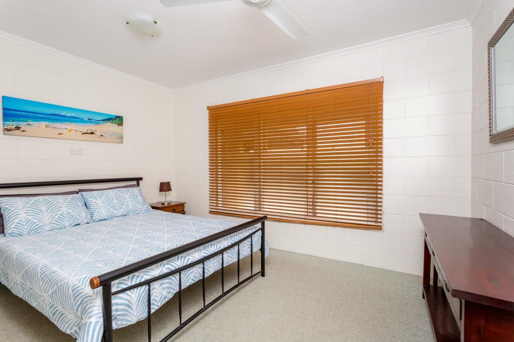 14 Double Island Drive - Rainbow Beach, Large Holiday House With Pool,Pets Welcome, Free Wi-Fi - thumb 1