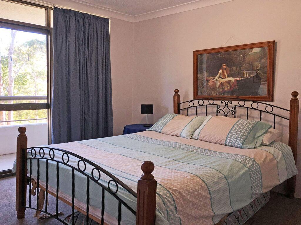 15 'The Commodore' 9-11 Donald Street - Great Unit Only A Short Walk To CBD - Accommodation ACT 3