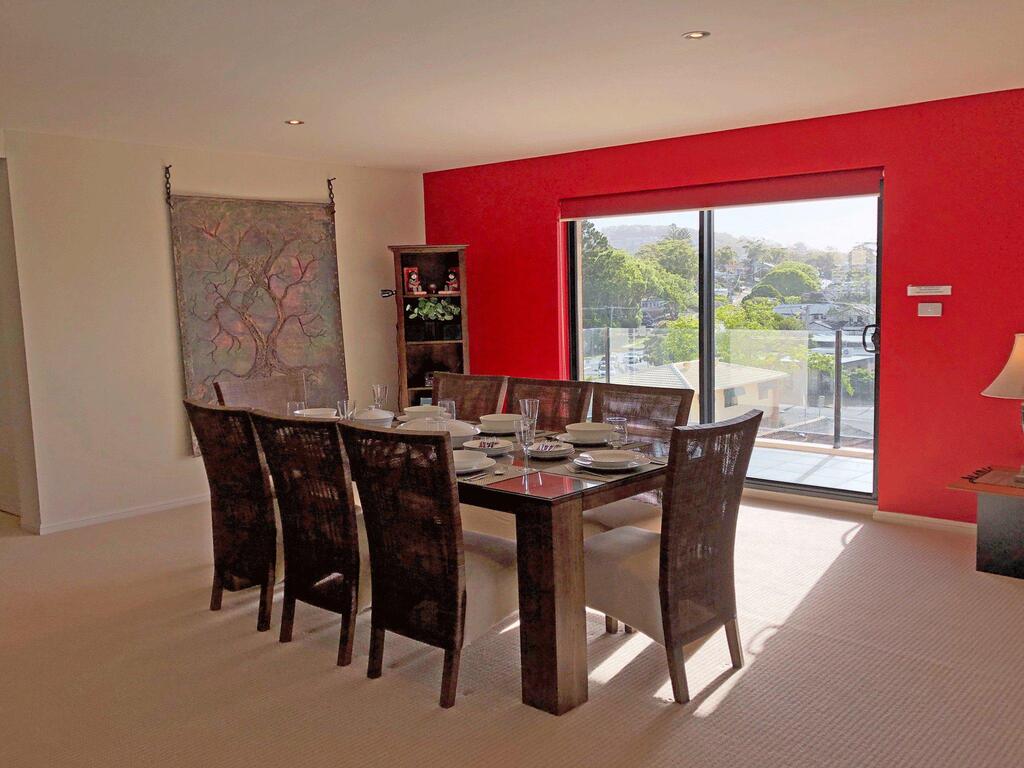 15 Dolphin Cove, 2 - 6 Government Rd - Stunning Penthouse With Views, Lift & Ducted Air Conditioning - thumb 2