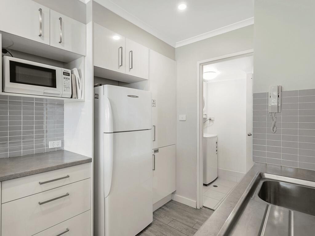 19 'Bay Parklands', 2 Gowrie Avenue - Ground Floor Renovated Unit With Water Views & WIFI - thumb 2