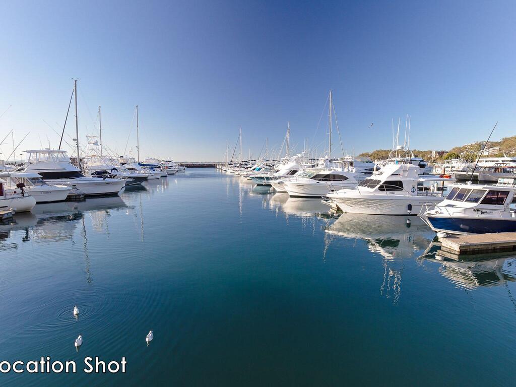 19 'The Commodore' 9-11 Donald Street - Two Bedroom Unit In The CBD Of Nelson Bay - thumb 0