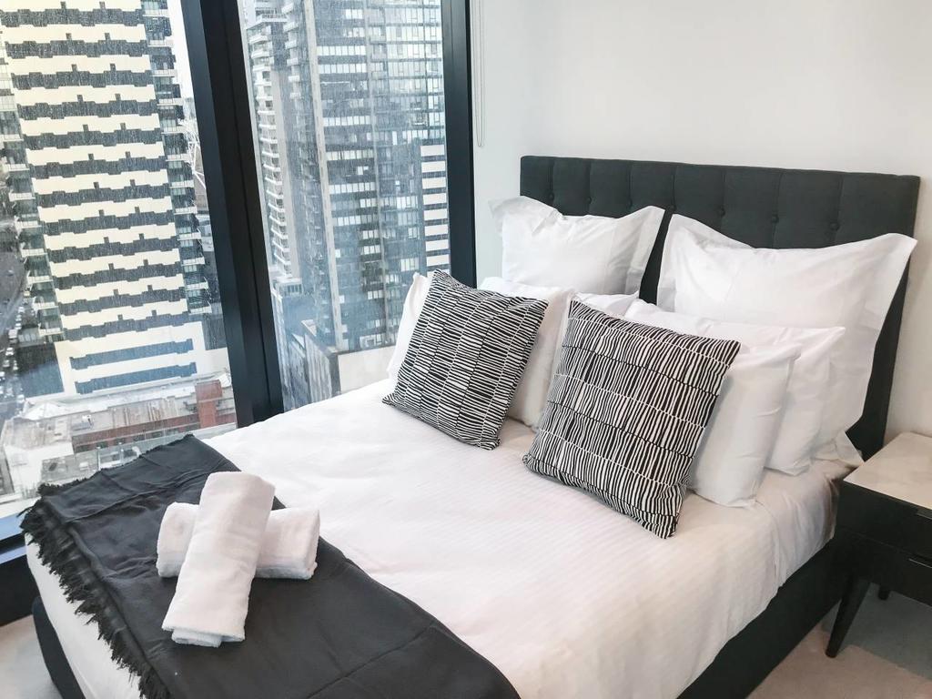 2 Bedroom Luxury On Southbank Boulevard - Accommodation ACT 2