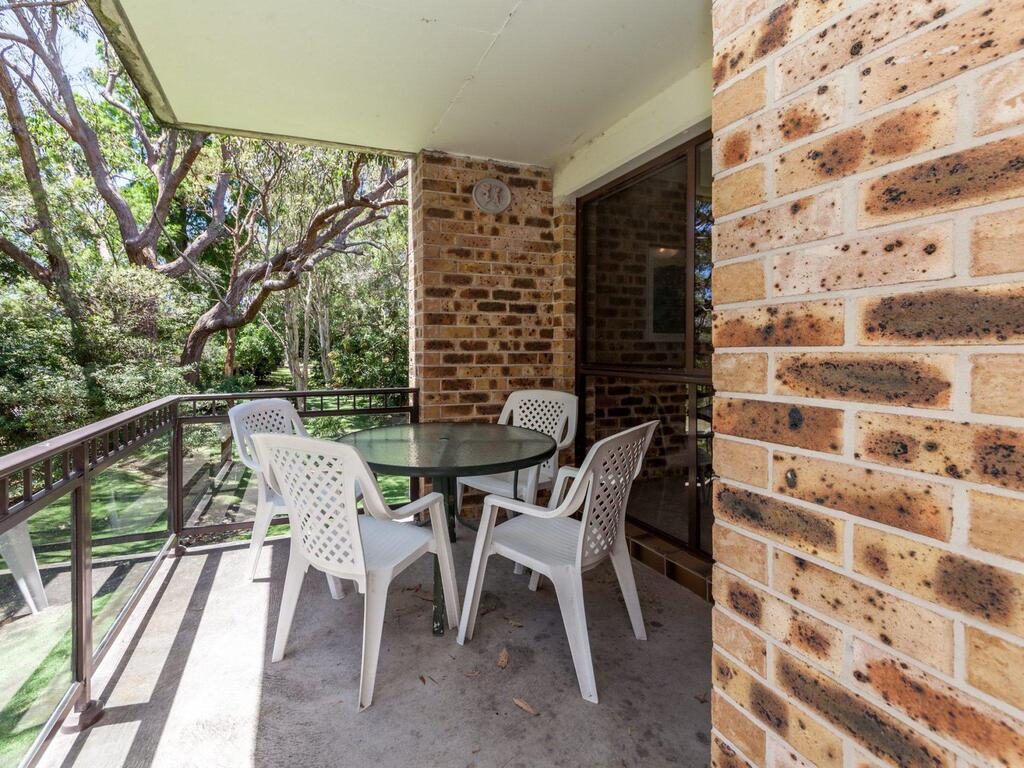 28 'Bay Parklands', 2 Gowrie Ave - Pool, Tennis + Stunning Views - Accommodation ACT 1