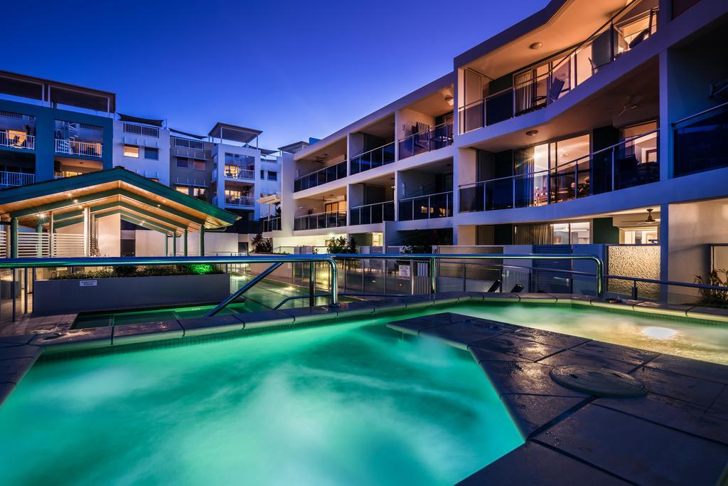 2BR Coolum Beach Escape , Courtyard, Pool, Spa, Tennis - Accommodation ACT 2