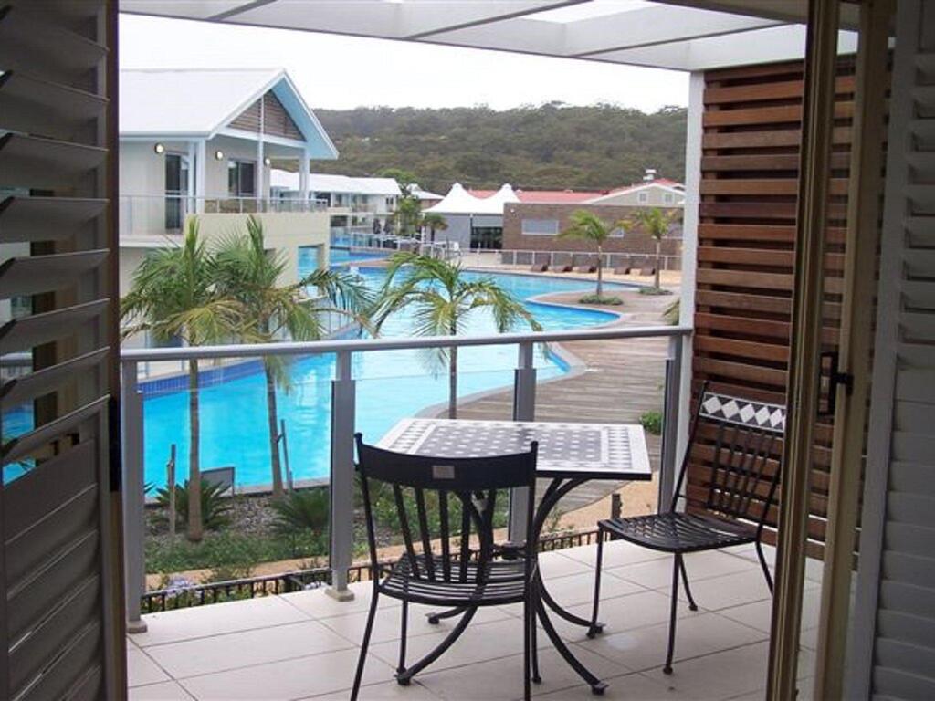349 'Oaks Pacific Blue' 265 Sandy Point Road - fantastic pool - New South Wales Tourism 