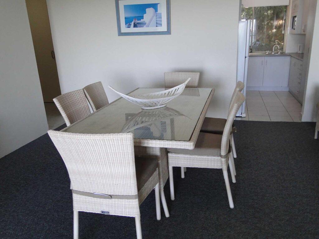 4 'Harbourside' 3-7 Soldiers Point Road - Ground Floor On The Waterfront - Accommodation ACT 2