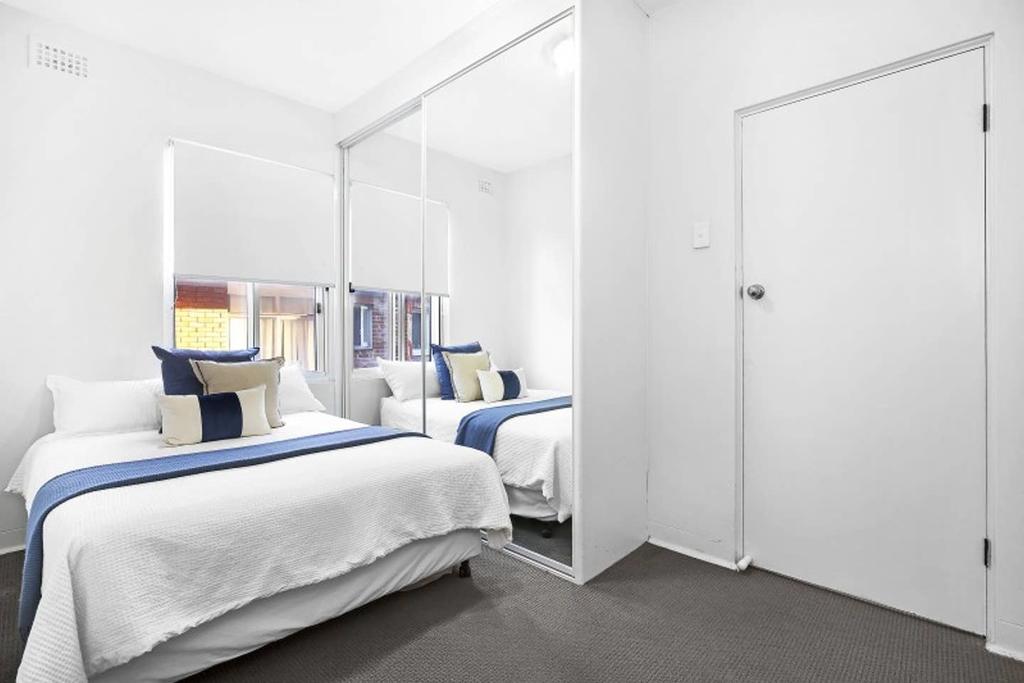 5 South Pacific 2 Bedrooms - Accommodation ACT 3