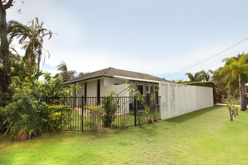 6 Petrie Ave, Marcoola, Pet Friendly, Linen Supplied - thumb 2