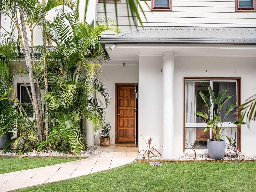A PERFECT STAY - Baby Blue - Byron Bay Accommodation 0