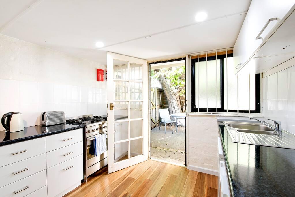 A Quaint Darlinghurst Cottage - Accommodation in Brisbane 2