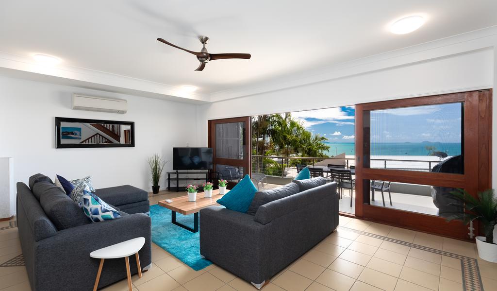 Absolute Airlie - Accommodation Whitsundays 1