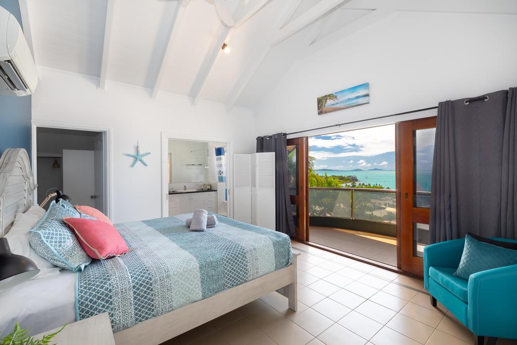 Absolute Airlie - Accommodation Airlie Beach 3