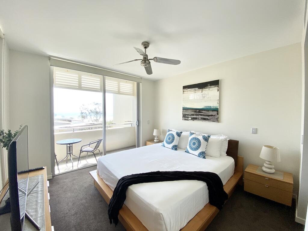 Absolute Beachfront - Cabarita Beach - Ocean Views - 3 Bed Apartment - thumb 3