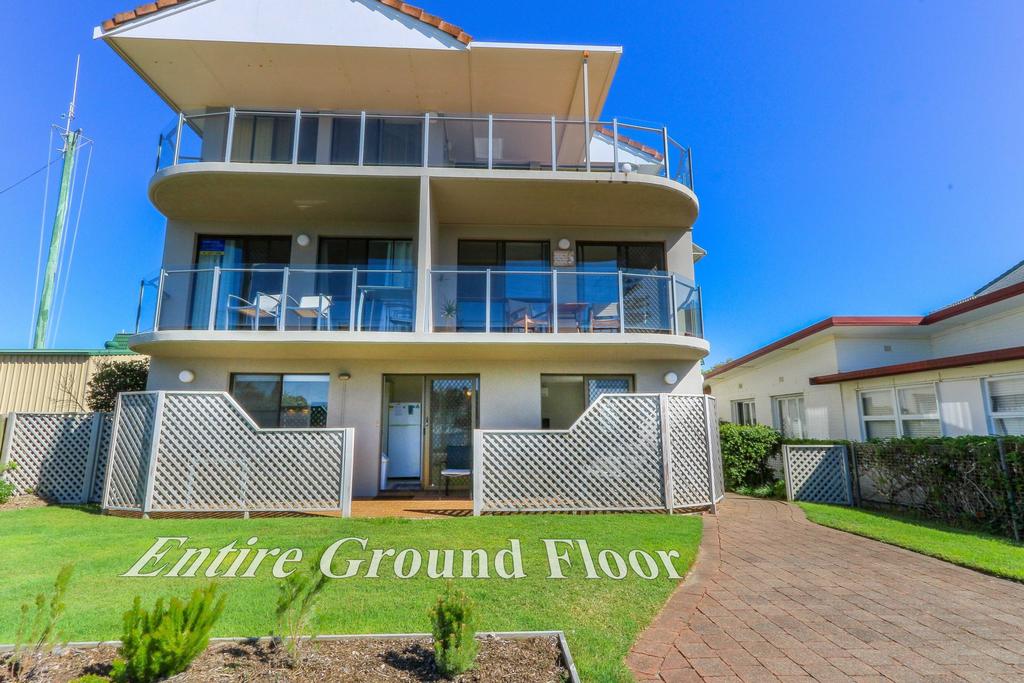 Acacia Kingscliff Town Holiday Apartment - Tweed Heads Accommodation