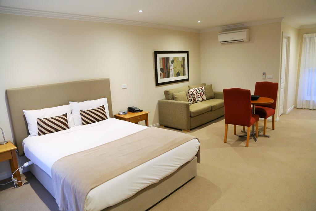 Allansford Hotel Motel - New South Wales Tourism 