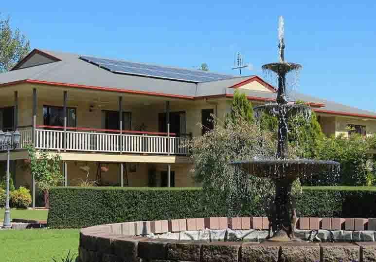 Allora lodge Bed and Breakfast - QLD Tourism
