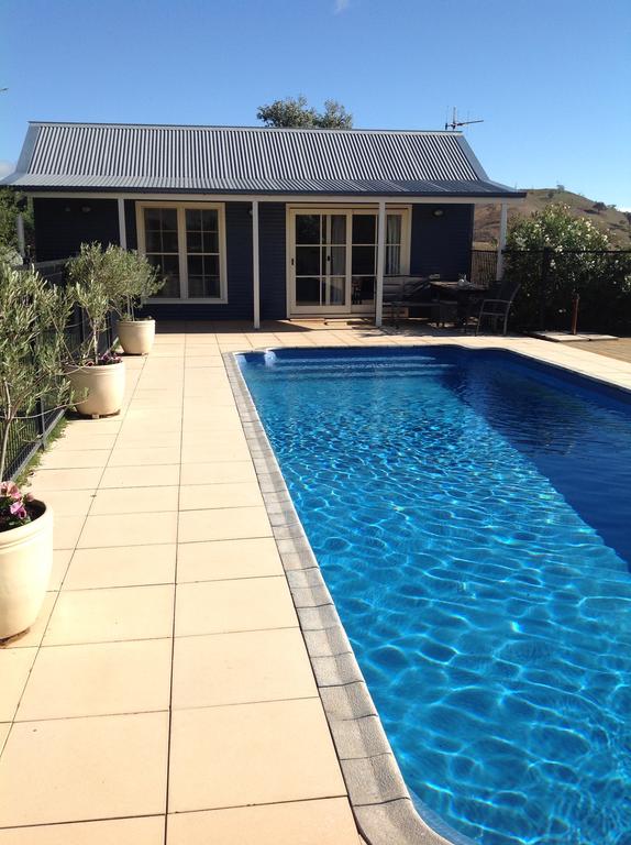 Amazing Views Pet Friendly Bed and Breakfast - South Australia Travel