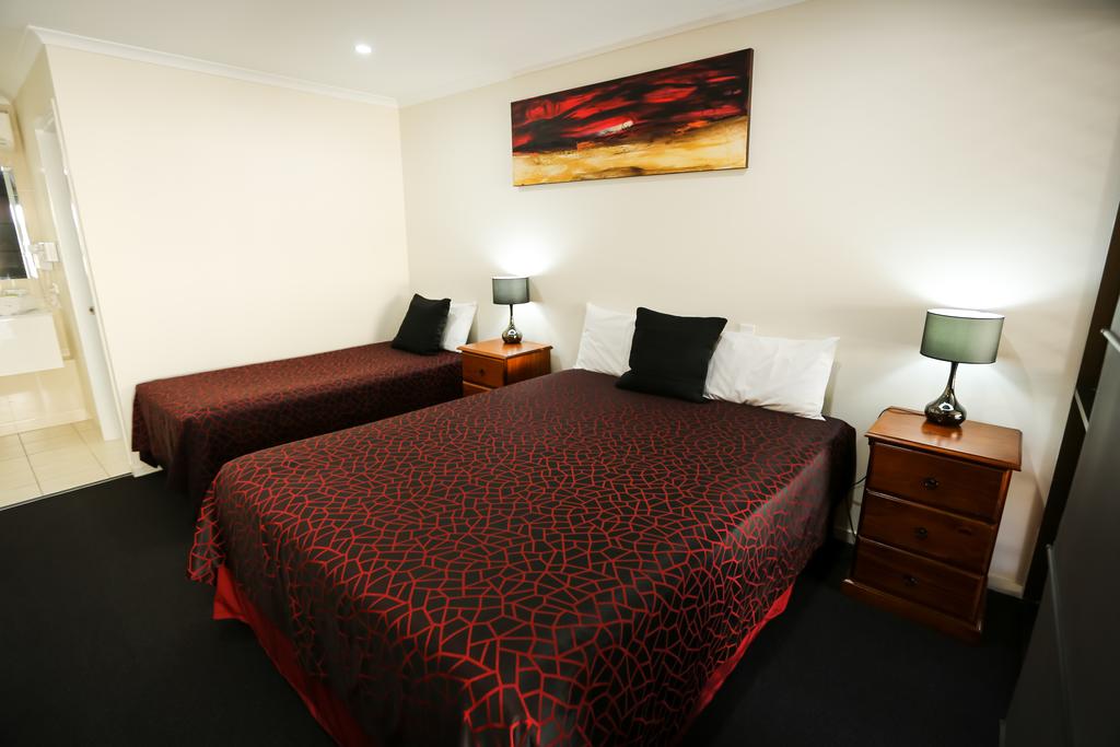 Amber Lodge Motel - New South Wales Tourism 